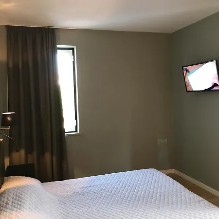 Medieval De 4*