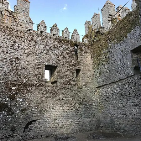 Medieval De 4*