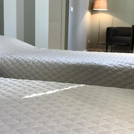 Medieval De Hotel 4*