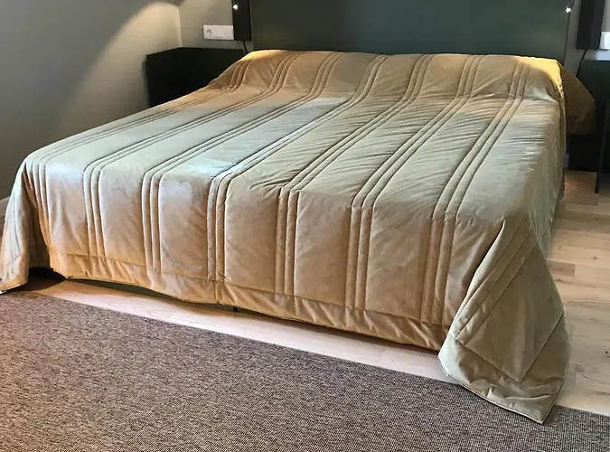 Medieval De Hotel 4*